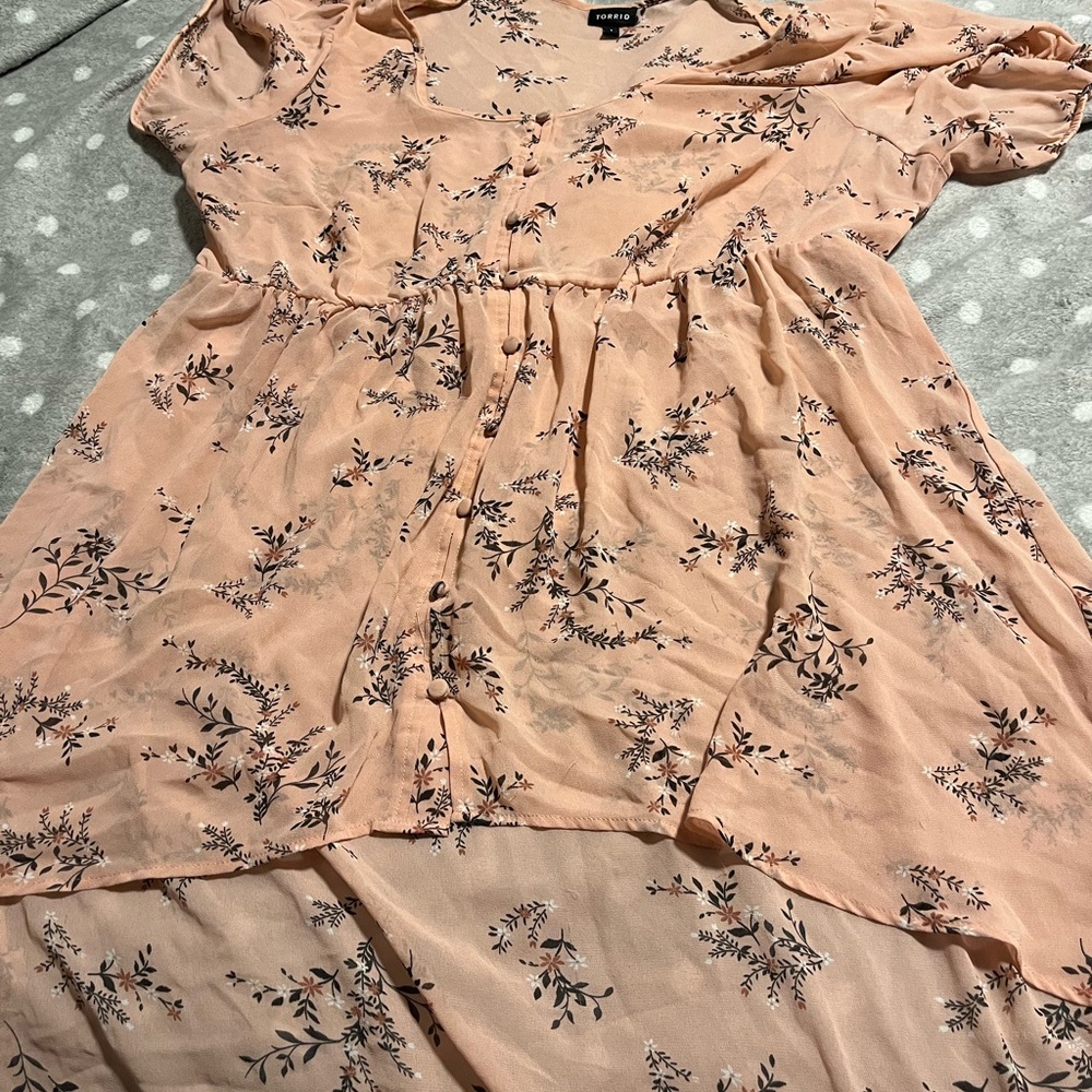 Torrid high low blouse